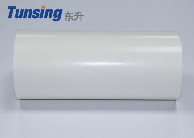 Chine L'adhésif chaud transparent de fonte couvre le matériel thermoplastique de film de polyuréthane pour la semelle de chaussure à vendre