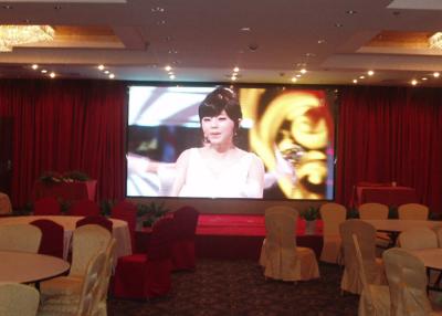 China exhibición llevada flexible de la cortina 4200Hz, pantalla llevada P1.25 del contexto de 200*150m m en venta