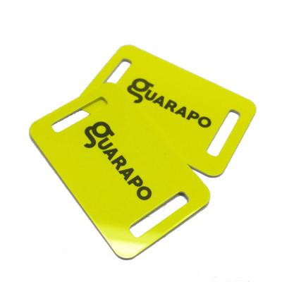 中国 Custom Non-standard Plastic PVC Combo Card Printable Rfid Cards Die Cut RFID PVC Loyalty Tag Card with Punched Hole 販売のため
