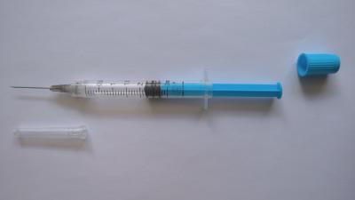 China Luer Lock Medical Syringes And Needles Disposable 3ml for sale