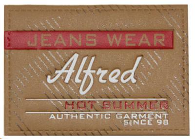 China As calças de brim gravadas feitas sob encomenda personalizadas do remendo de couro cobrem a etiqueta do remendo para a roupa à venda