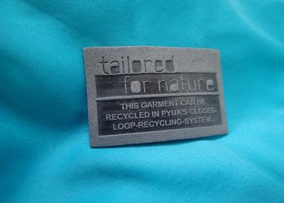 China Remendo impresso costume do couro gravado da etiqueta do couro das calças de brim do OEM à venda