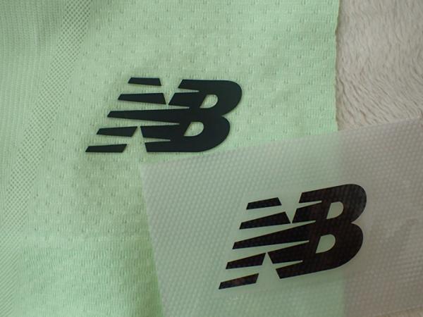 Two Layers Color Silicon Heat Transfer Clothing Labels With Soft Hand Feel For Outdoor Garment