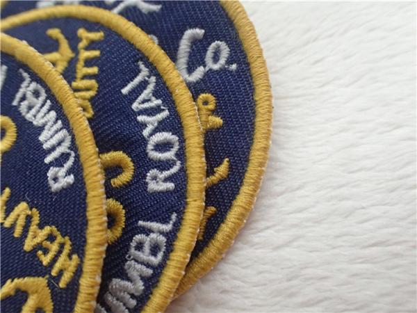 Eco - Friendly Custom Twill Patches Sew - On Back For Garment / Embroidered Cloth Badges