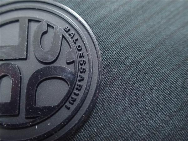 Custom Rubber Logo Patches / Round Silicone Badge For Garment Or Bags