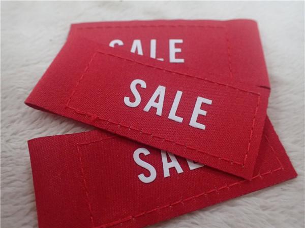 Silk Printing White Logo On Woven Clothing Labels For Jacket Comfortable