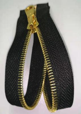 China Open End Brass Metal Teeth Zipper With Shiny Gold Color For Home Textile for sale