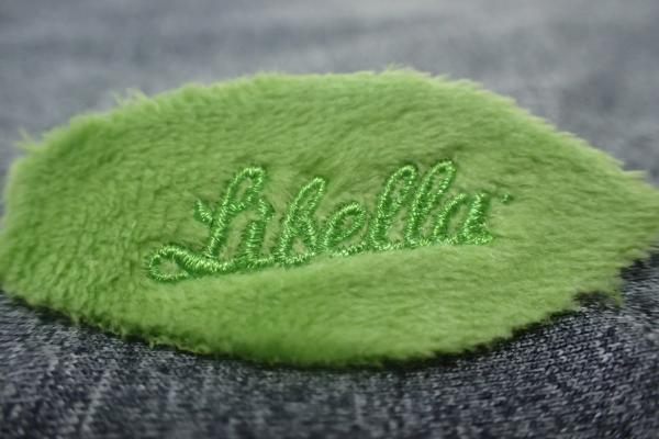 Green Velvet Fabric OEM Iron On Embroidered Patches