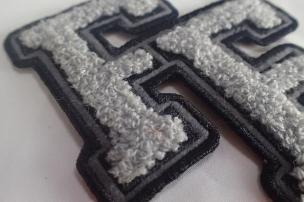 100% Towel Sew Chenille Custom Embroidered Patches