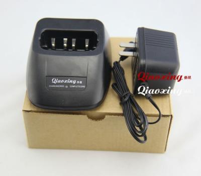 Chine Because-20 Two Way Radio Fast Desktop Charger for PB-40 PB-41 Battery TK-2118 TK-3118 Two Way Radio à vendre