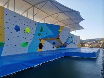 Chine Trampoline Park Climbing Walls Board Sports And Recreation Equipment For Children à vendre