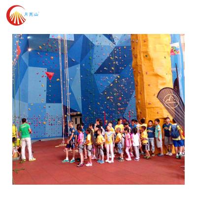 China Indoor Kids Climbing Wall Trampoline Park Treadwall Rock Climbing Customized for sale