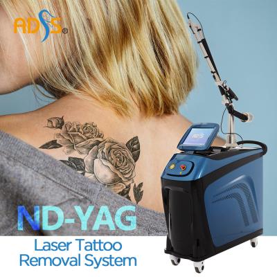 Chine Machine à commutation de Q de laser de ND Yag pour le rajeunissement 1064nm de peau à vendre
