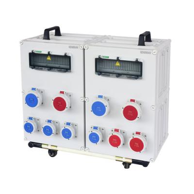 China 440V IP65 IEC Standard PE Industrial Socket Box Mobile Waterproof for sale