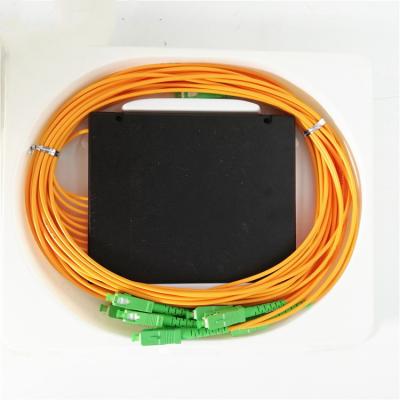 Chine Boîte à fibres optiques de diviseur de connecteur de PVC G657A1 2.0mm SC/APC de boîte d'ABS à vendre