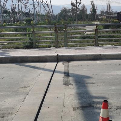 China Produtos de reparação de calçadas de asfalto de mistura de fusão para rachaduras de estradas à venda