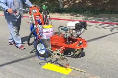 China Airless Spraying Street Line Painting Machine 6.5HP Gasoline Road Striping Equipment for sale