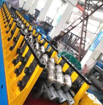 China CMC CE Guardrail 450mm Panel Roll Forming Machine for sale