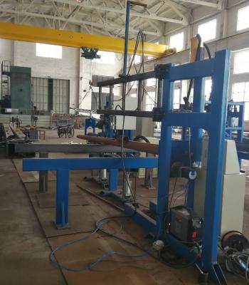 China Single Arm Light Pole Machine CNC Octagonal Pole Manufacturing Machine en venta