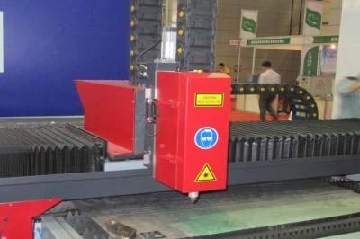 China Máquina de corte do laser da fibra do CNC da chapa metálica/equipamento de alta velocidade à venda