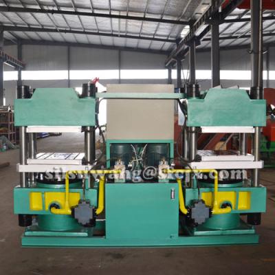 中国 2つの場所の二重ゴム製加硫の出版物機械を持つゴム製版の加硫の出版物 販売のため