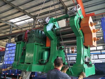 Chine Machine en caoutchouc de grande précision de calendrier de trois rouleaux XY-630 à vendre