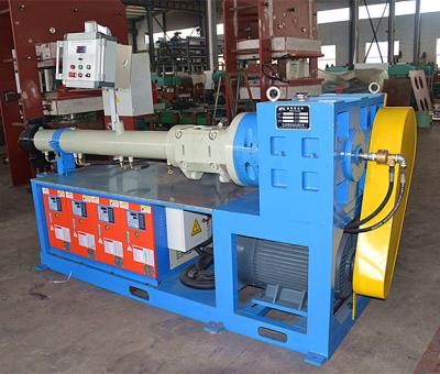 China Silicone Rubber Cold Feed Rubber Extruder Machine for sale