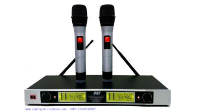 China UM-1019 professional  double channel VHF wireless microphone with screen  / micrófono / good quality for sale