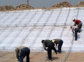 Hot-Dipped Galvanized Gabion / Reno box for Riverbank Erosion Control ...