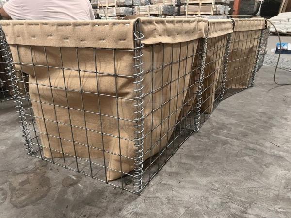 Quality Reusable Hesco Sand Barrier Wall 200g/㎡ - 350g/㎡ Weight For Sand Cement Stone for sale