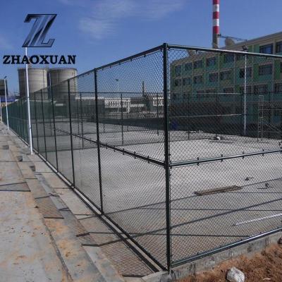 中国 運動場のチェーン・リンクの塀のテニス コートのダイヤモンドの歪んだ塀のパネル 販売のため