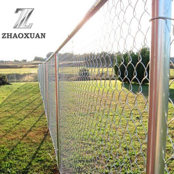 Quality Outdoor Playground Chain Link Fence Tennis Court Diamond Twisted Fence Panels for sale