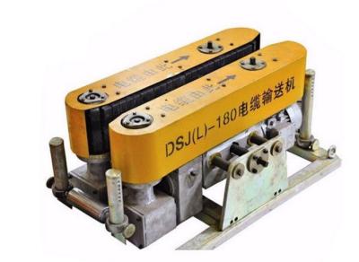 China Easy Fast Using Underground Cable Pusher Machine , Low Noise Cable Hauling Machine for sale