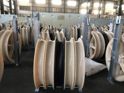 China Línea liada poleas de encadenación de nylon de Pulley For Transmission del conductor de 40KN bujía métrica en venta