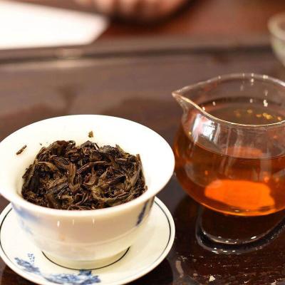 Chine Emballage adapté aux besoins du client par OEM organique de brique de thé chinois foncé sain de marque privée à vendre