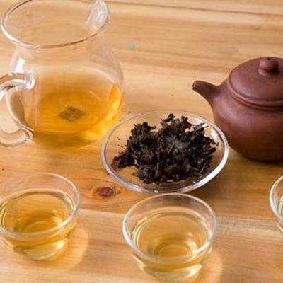Китай Таможня кирпича чая анти- усталости сырцовая зеленая темная / высокий класс упакованный подарком продается