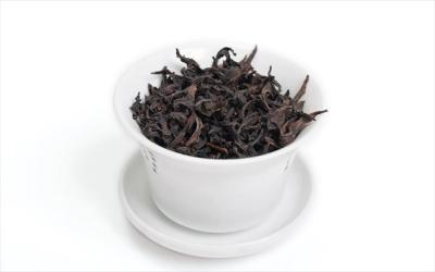 China Rock Fragrance Big Red Robe Oolong Tea , Fresh Soft Health Oolong Tea for sale