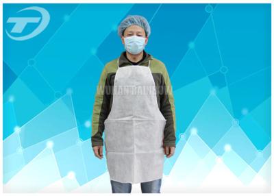 China Disposable White Plastic Aprons PE Coated SPP Fabirc 70 X 120cm for sale