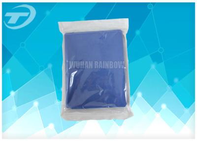 China Pharmaceutical Sterile / Non - Sterile Disposable Protective Gowns 110 X 130cm for sale