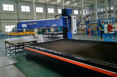 China Steel Cnc Laser Sheet Metal Cutting Machine 1500w 1000w Auto Loading Robot for sale