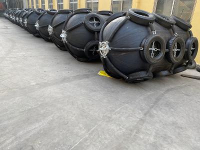 China Boat Protection with Inflatable Rubber Fenders and Dipped Tyre Cord Fabric Materials en venta