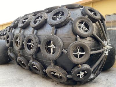 China Customized Length Pneumatic Rubber Fender With Rubber Dipped Tyre Cord Fabric for sale