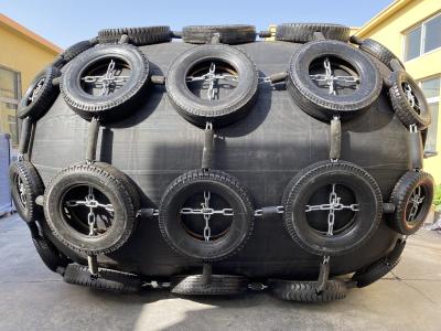 China Customized Diameter And Length Pneumatic Rubber Fender With 10 Years Lifespan for sale