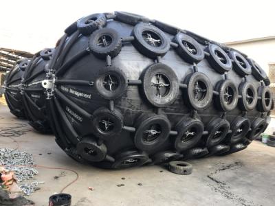 China Black Floating Pneumatic Rubber Fenders for sale