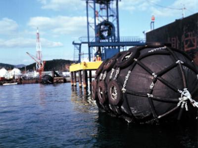 China Nave a las defensas de goma de la defensa de Quay del barco inflable submarino del STS STD en venta