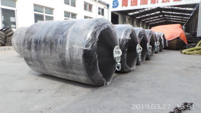 Chine Bateau solide de dock de Polyurea EVA Foam Filled Fender Floating amarrant des amortisseurs à vendre
