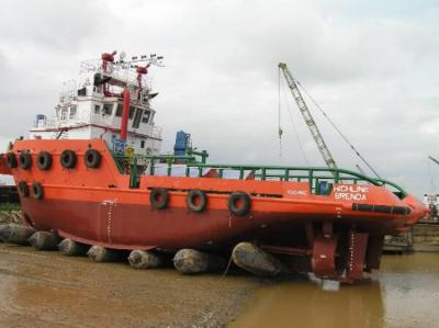 China Certified Boat Launching Docking Heavy Lifting Marine Rubber Airbags for sale