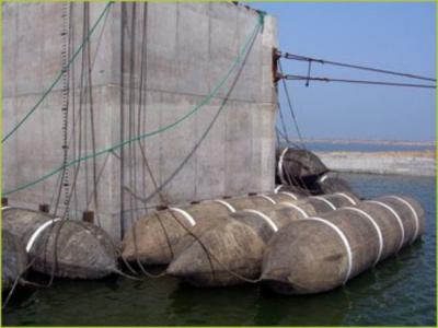 China Marine Salvage Underwater Air Bags Floating Boat Launching Airbag Nylon Rubber for sale