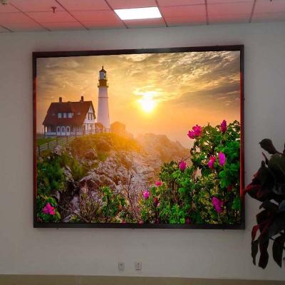 China Fixed Indoor Full Color LED Screen P2mm Small Pixel for sale