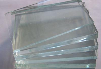 中国 Float Glass/Sheet Glass/Building Glass/Ultra Clear Glass for Building 販売のため